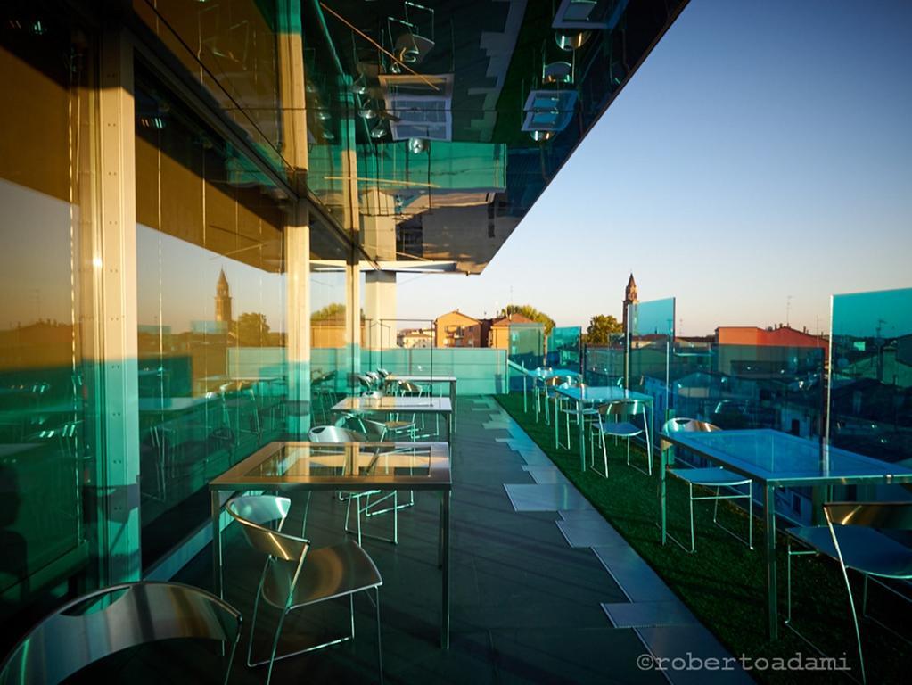 Hotel Continental เกรโมนา ภายนอก รูปภาพ